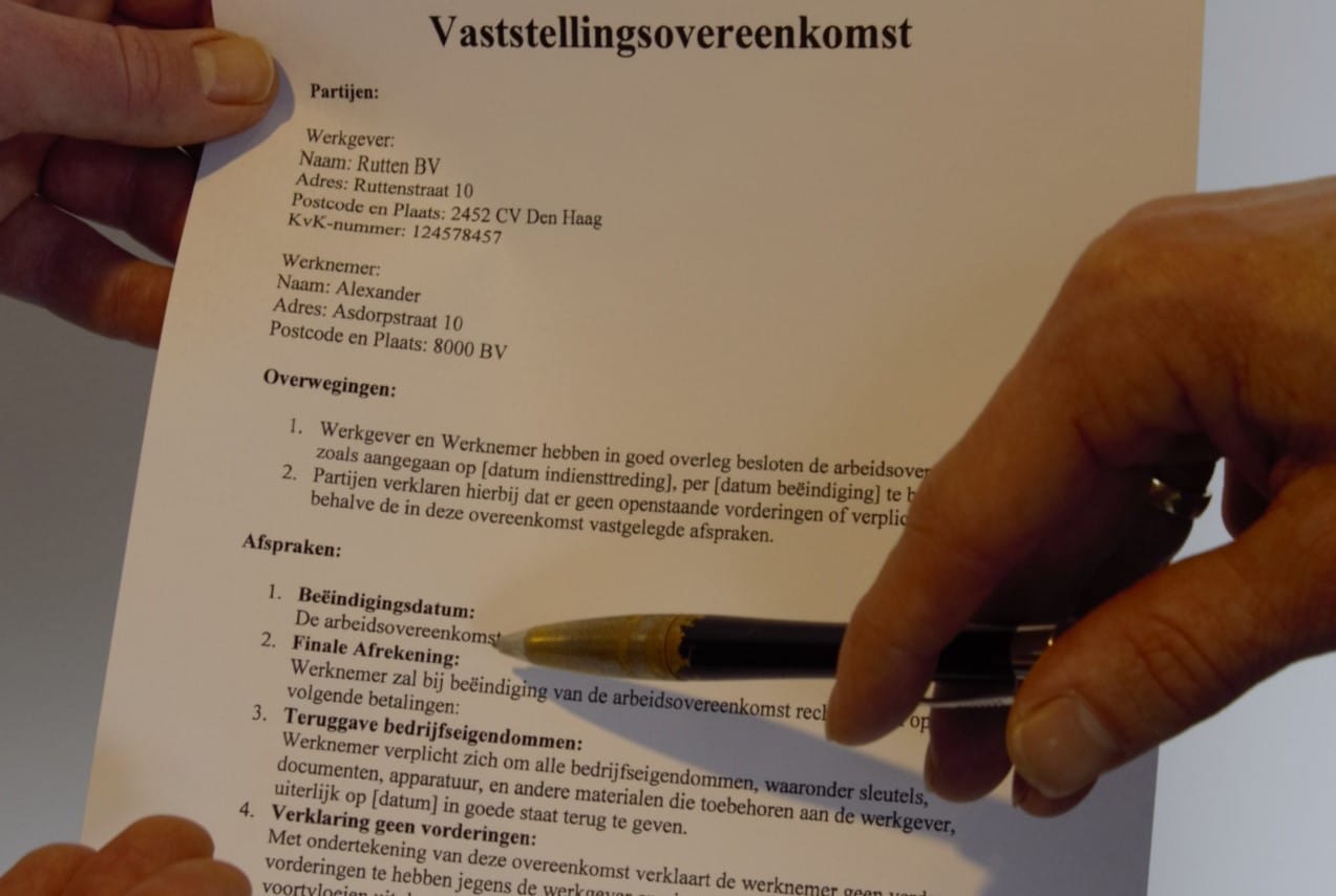 Arbeidsjurist wijst werknemer op rechten bij een vaststellingsovereenkomst.